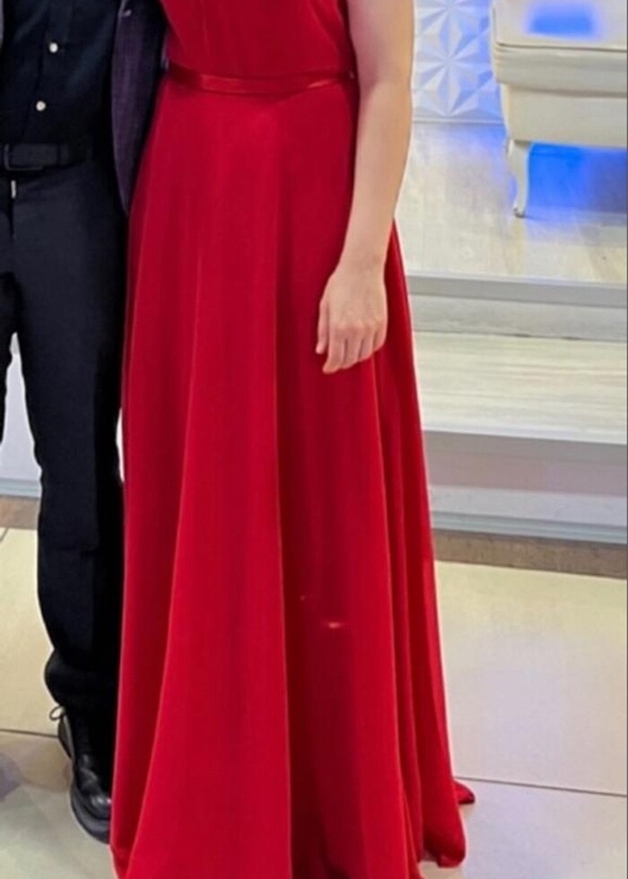 Kırmızı uzun elbise - Görsel 2