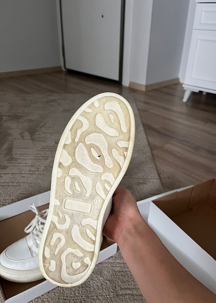 Gizli topuklu spor ayakkabı - Görsel 4