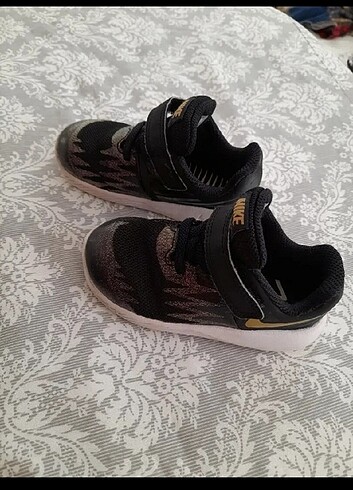 23 Beden siyah Renk Nike unisex spor ayakkabi