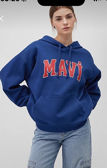 Mavi sweatshirt