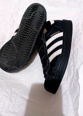33 Beden siyah Renk Orjinal Adidas spor ayakkabı