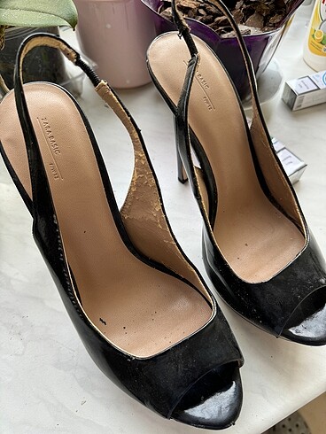 40 Beden siyah Renk Zara kadın ince topuklu ayakkabı
