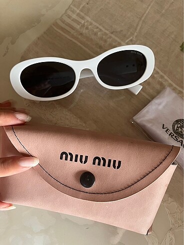 Miu miu kadın güneş gözlüğü