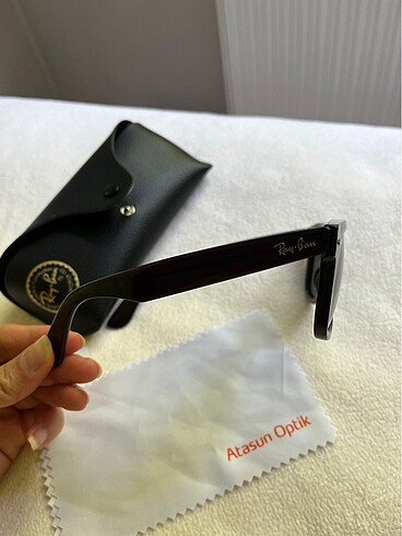  Beden siyah Renk Rayban güneş gözlüğü