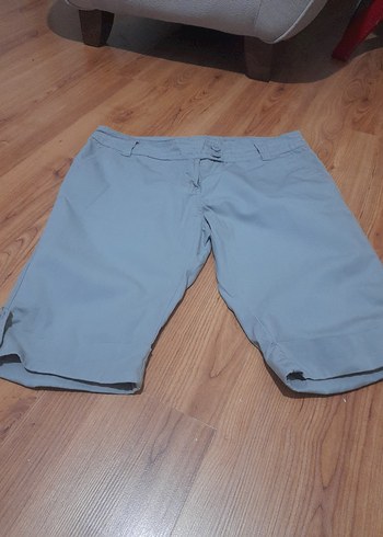 Gri Kadın Bermuda Şort - Görsel 2