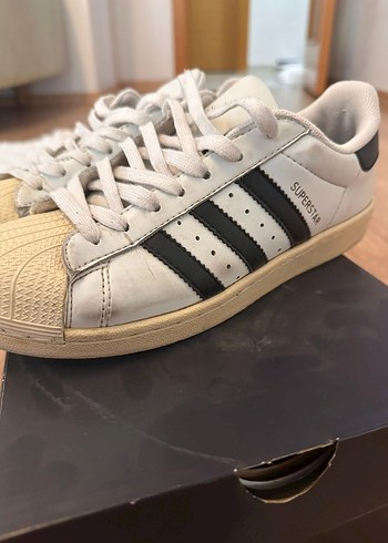 Adidas 40