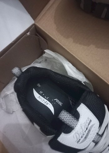 Orjinal Kadın Skechers Beyaz Bağcıklı Spor Ayakkabı - Görsel 3