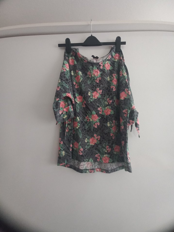 Gri Çiçek Desenli Bohem Pencereli Dirsek Kol Bluz - Görsel 2