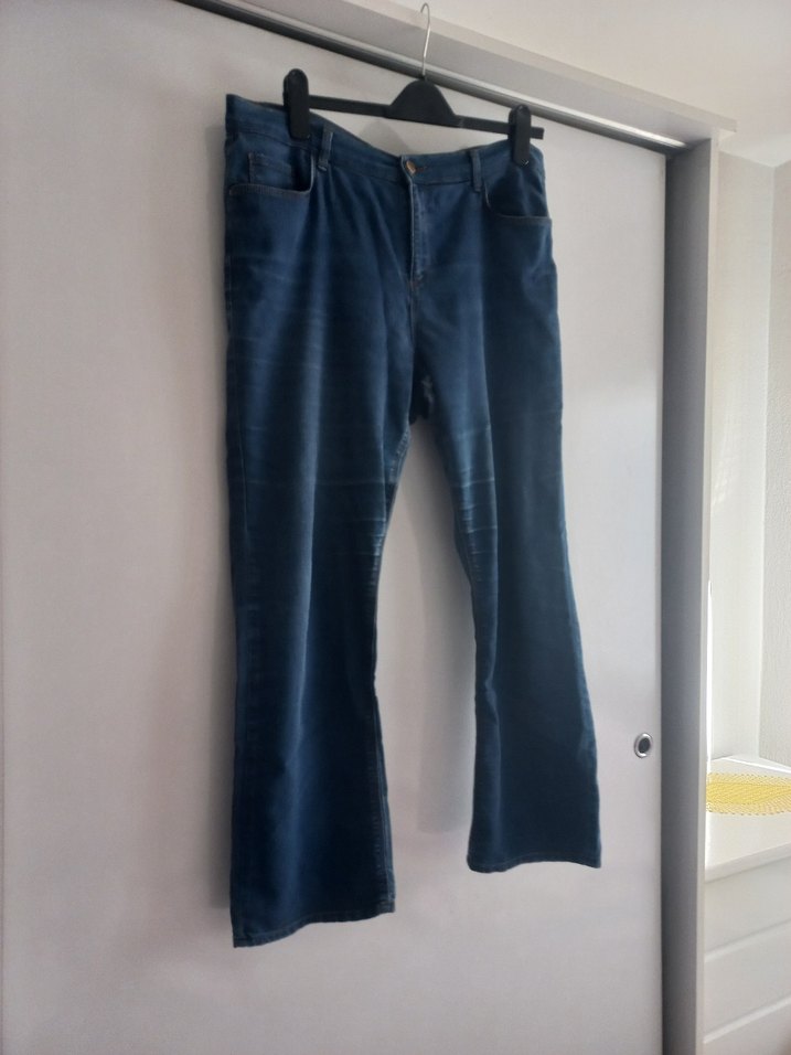 Kadın Mavi Bol Kesim Midi Kot Pantolon - Görsel 2