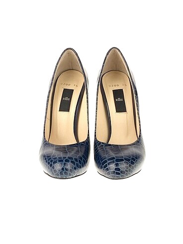 36 Beden Elle Stiletto %70 İndirimli.