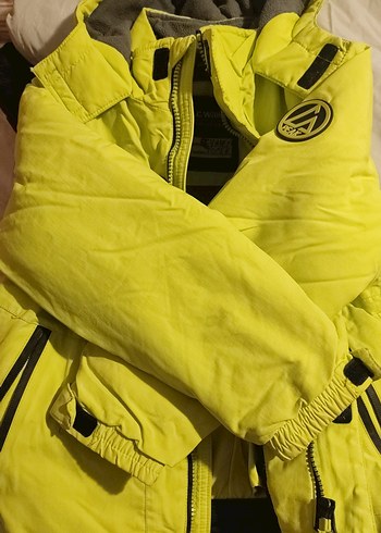 LC Waikiki çocuk mont tertemiz sıcacık tutar rüzgar soğuk gecirmez