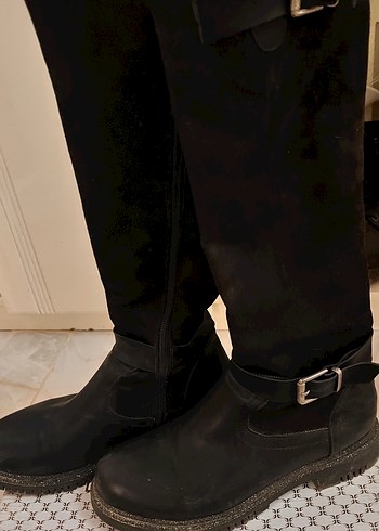 Kadın Siyah Tokalı Bot - Görsel 2