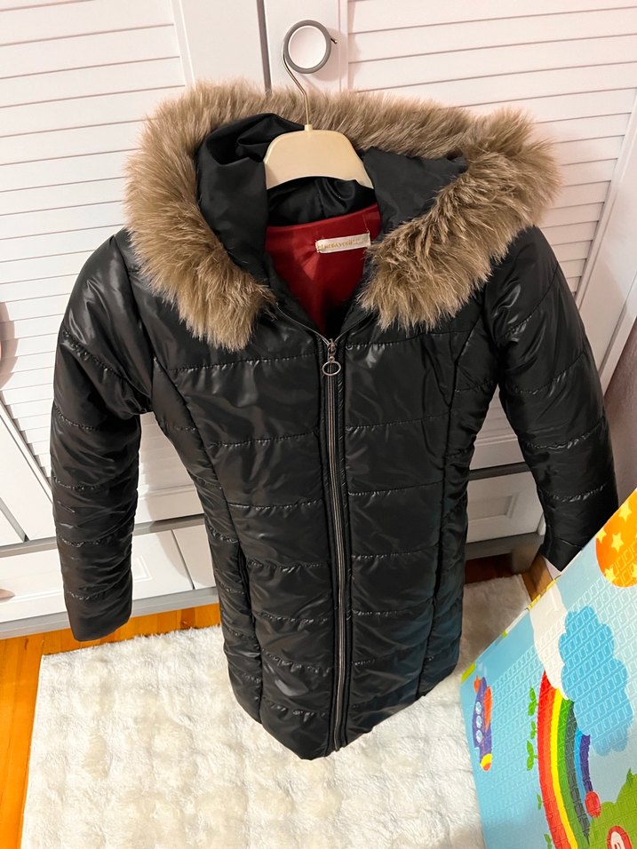 Siyah Kürklü Kadın Kışlık Mont - Görsel 2