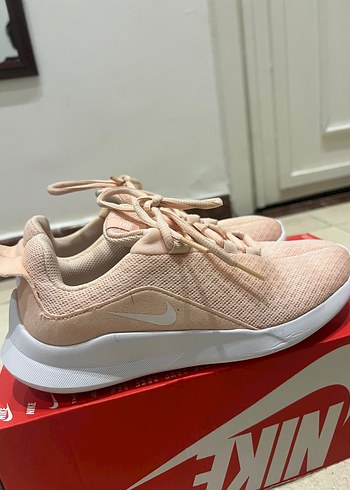 Nike Bej Kadın Dolgu Topuklu Spor Ayakkabı - Görsel 3