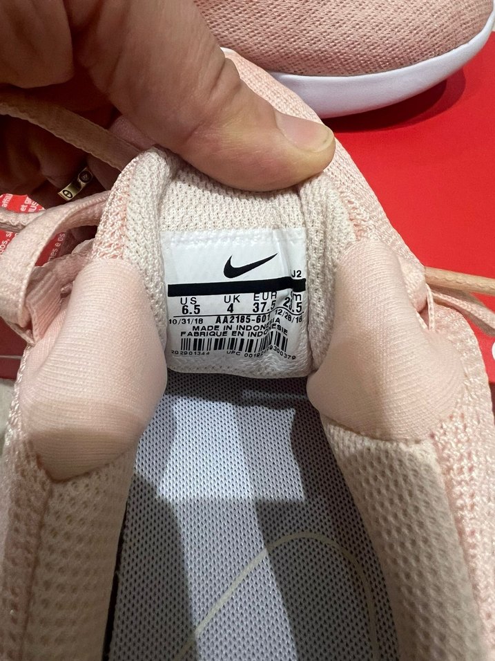 Nike Bej Kadın Dolgu Topuklu Spor Ayakkabı - Görsel 4