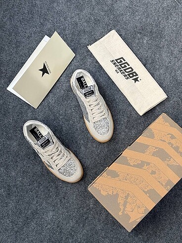 Golden Goose Deluxe AYAKKABI