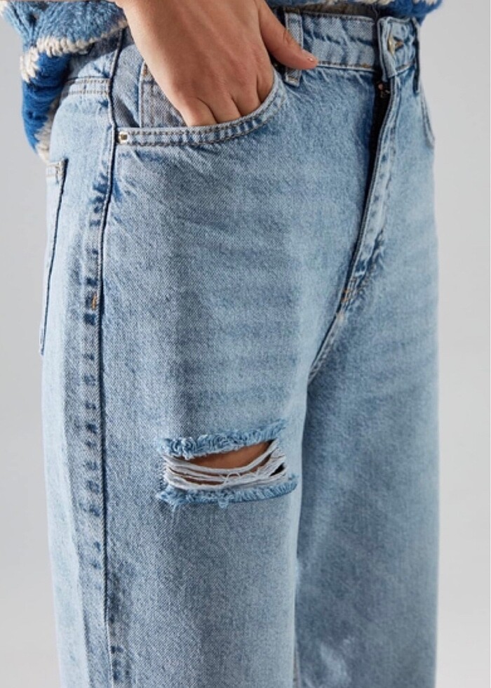 Trendyolmilla yırtık detaylı jean - Görsel 2