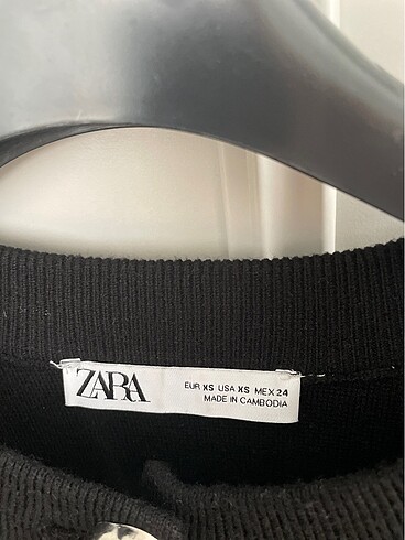 xs Beden siyah Renk Zara hırka