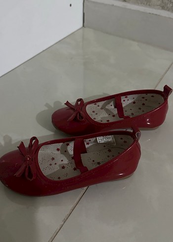 Kızlar için parlak kırmızı babet - Görsel 3