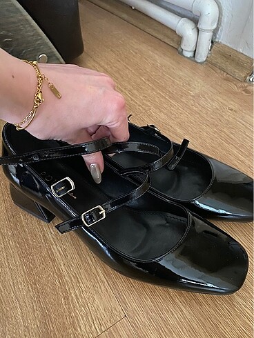 Zara Rugan Topuklu Ayakkabı