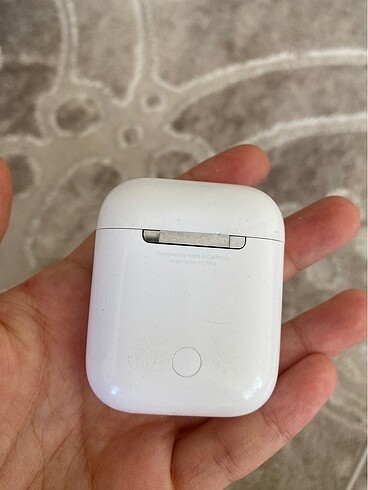 AirPods