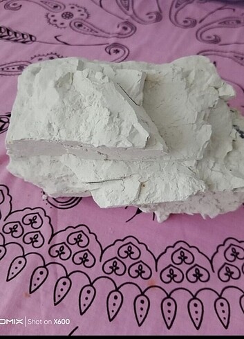 Yeşil yenilebilir kil