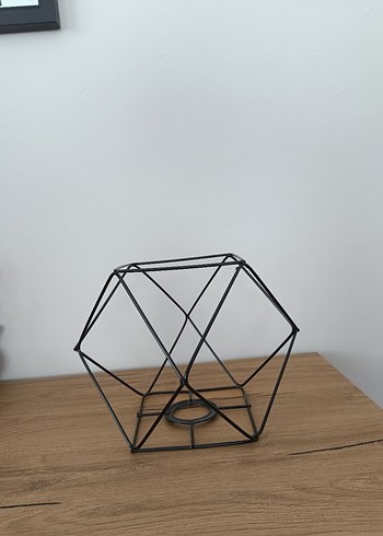 Geometrik Siyah Metal Abajur Çerçevesi