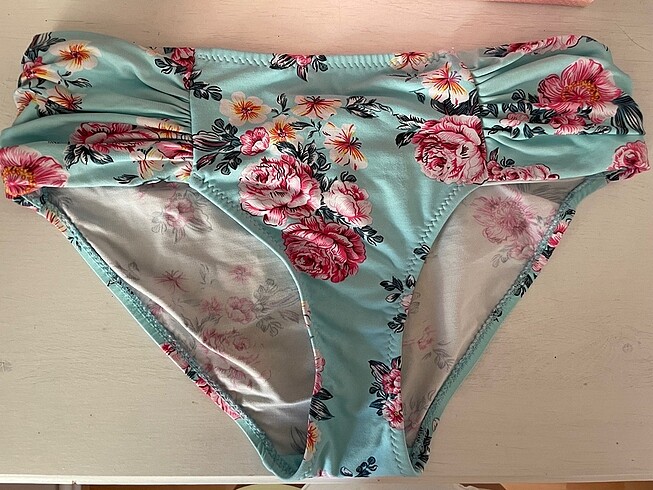 Yüksek bel vintage bikini altı