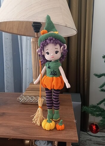Amigurumi Arwen bebek