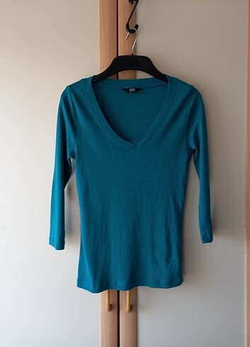 F&F tshirt