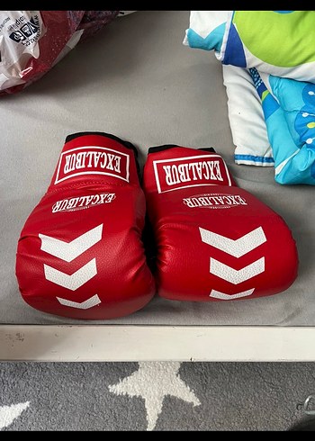 Zincir Detaylı Siyah Deri Boks Torbası - Görsel 2