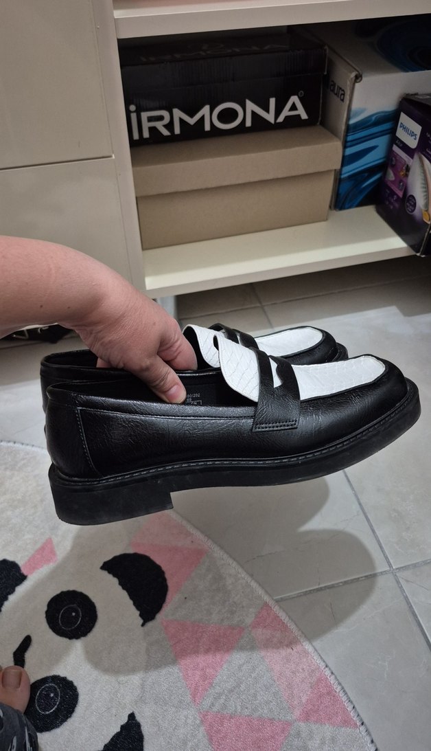 Yılan Desenli Pliseli Blok Topuklu Kadın Loafer - Görsel 4