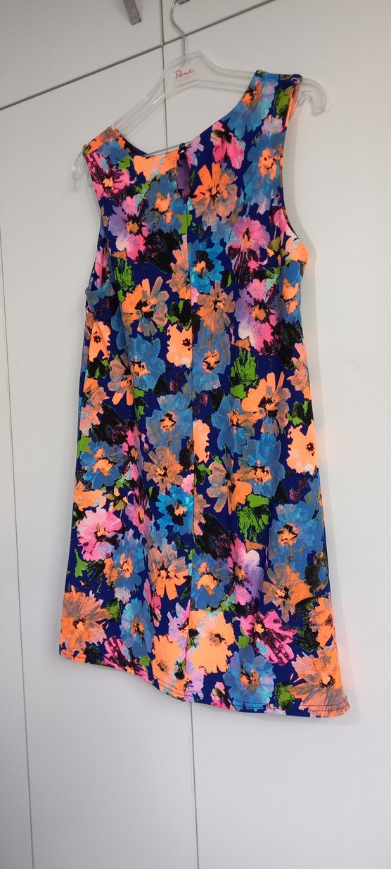 Renkli Çiçek Desenli Kolsuz Elbise - Görsel 2