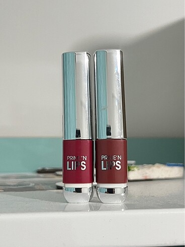 Flormar Flormar Prime'n Lips Yarı Transparan & Saten Bitişli Nemlendiric