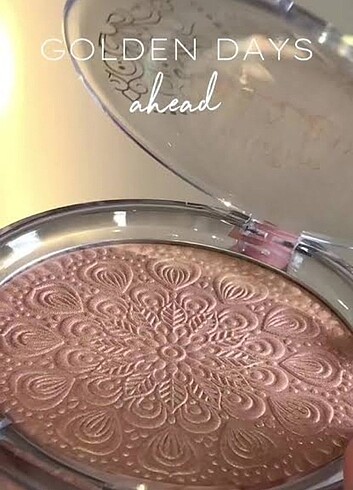 Essence Golden Days Bronzer