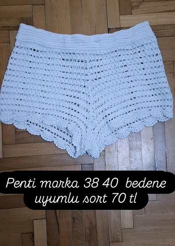 Beyaz Örgü Mini Şort