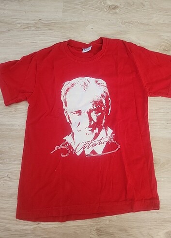 ATATÜRK BASKILI TSHIRT