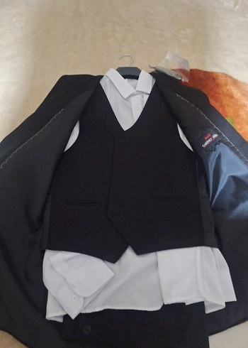 Düğmeli Siyah Erkek Kısa Takım Elbise - Görsel 2