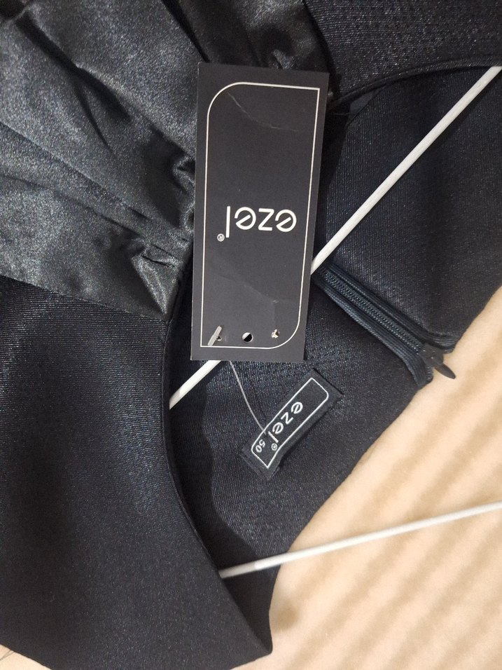 Siyah Pilili V Yakalı Uzun Abiye Elbise - Görsel 2