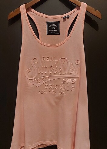 Superdry atlet