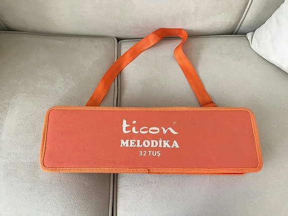 32 tuş melodika