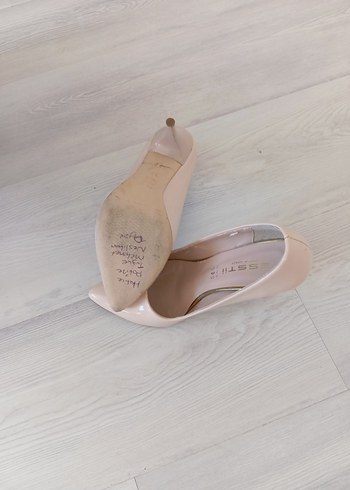 Diğer Bej Stiletto Topuklu Kadın Ayakkabı