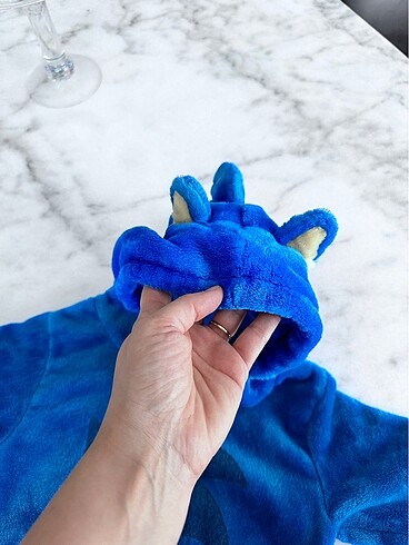 4 Yaş Beden Hm sonic sweatshirt