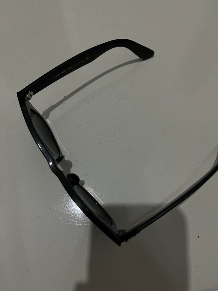 Parlak Siyah Ray-Ban Kadın Güneş Gözlüğü - Görsel 5