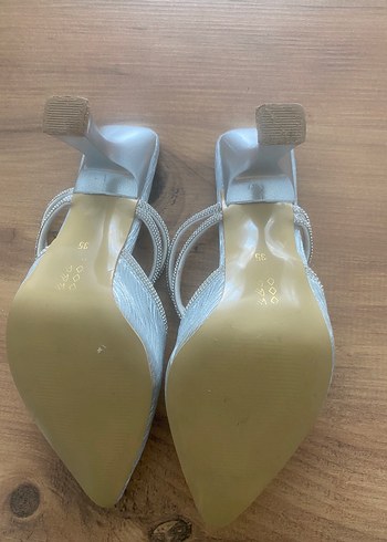 35 Beden Gümüş Tokalı Stiletto Kadın Abiye Ayakkabı