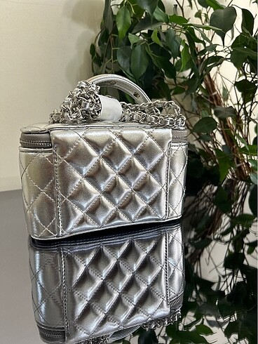 Beden CHANEL