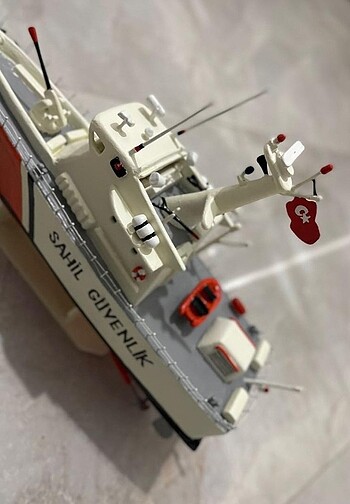 el yapımı gemi maketi. babam kendisi yapıyor. 47,5 uzunluk 11.5