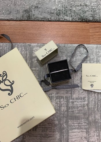 So Chic Su Bileklik