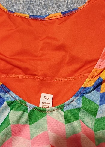 Renkli Kadın Mayo ve şort - Görsel 6