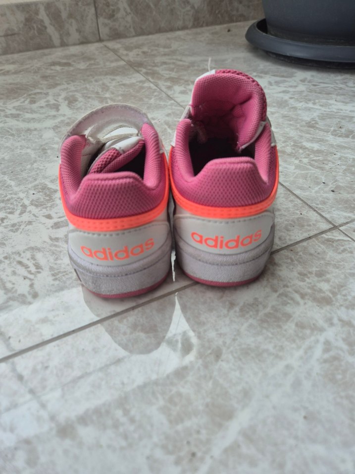 Kız Çocuk Pembe Adidas Cırt Cırtlı Spor Ayakkabı - Görsel 3